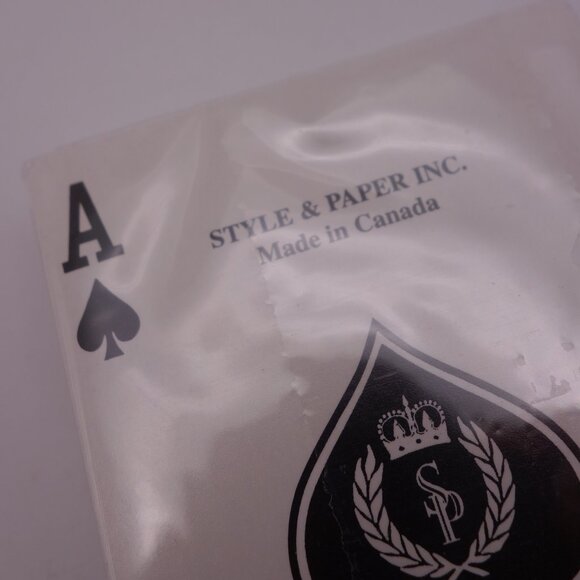 Style & Paper Two Decks of Golf Club Themed Playing Cards 901GF Made in Canada - Picture 8 of 16